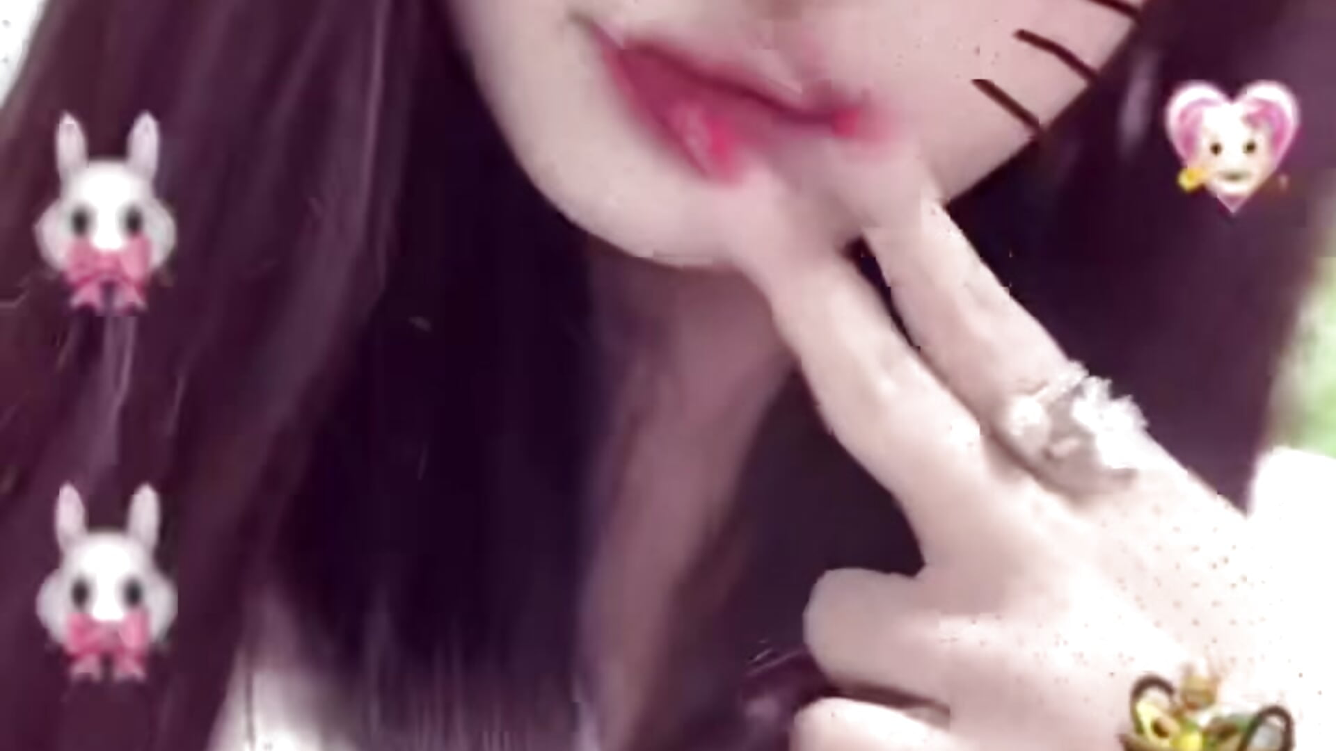可爱甜妹驾到