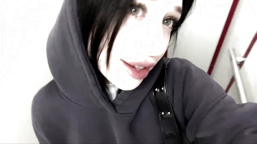 hello world :) - iamnanny adlı kamera modelinin videosu