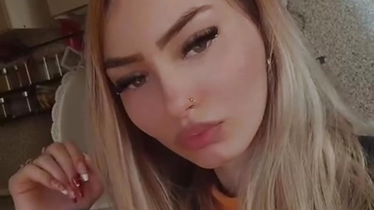 💖 - βίντεο μοντέλου HelloKittyLove