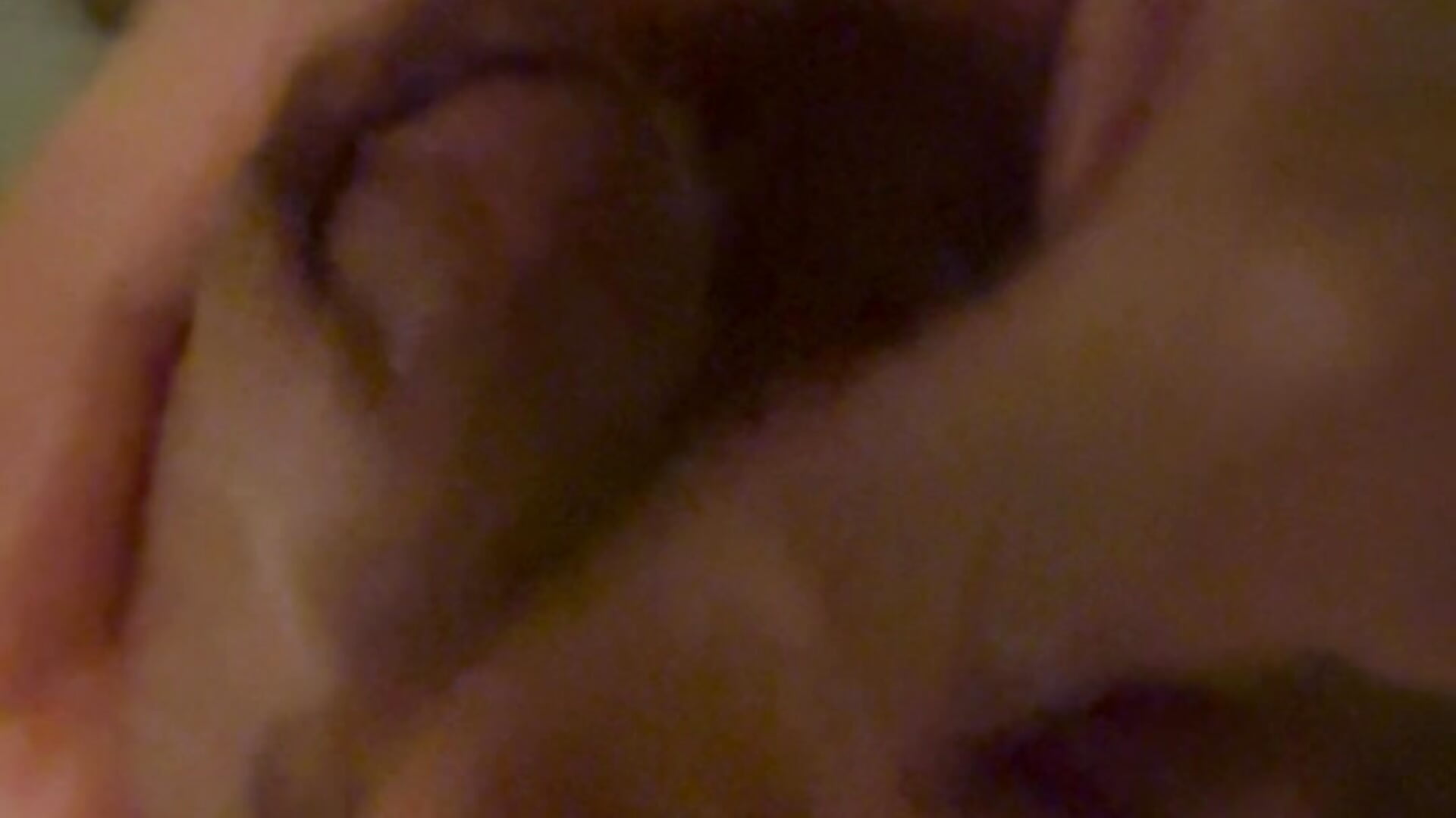 camvideo_a97b8db8 – video modela na kameri mruniverse_1234