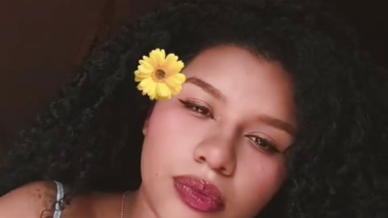 me — filmik nina_wal, modela(-lki) na kamerkach