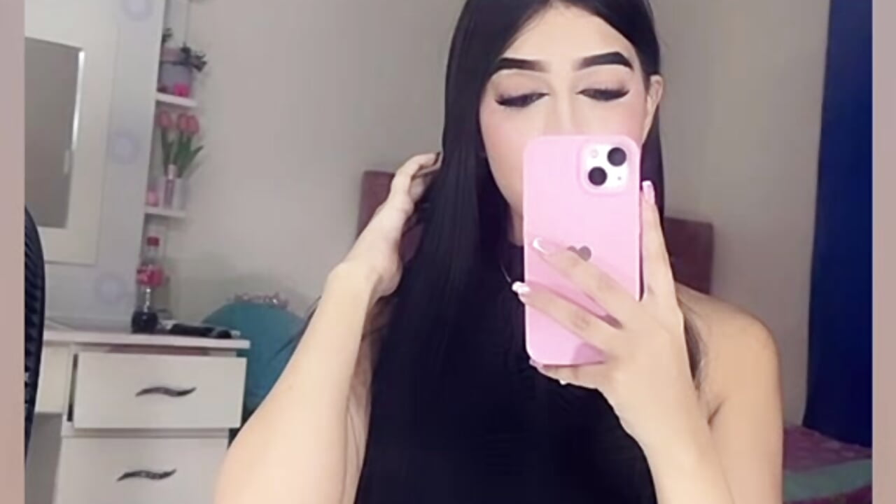 🤞😍 - βίντεο μοντέλου bellaa_roosse