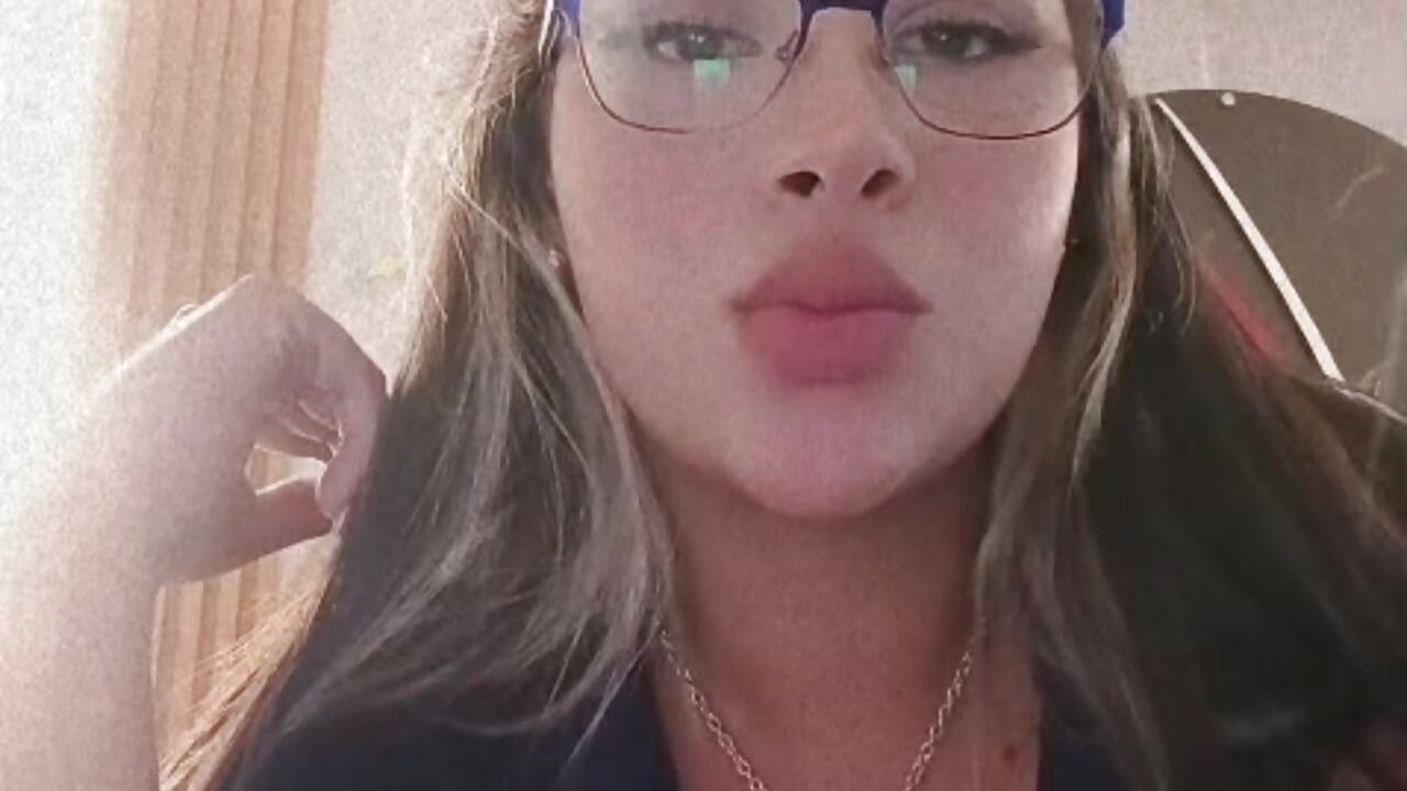 Hmm, how do I see with glasses? 😎