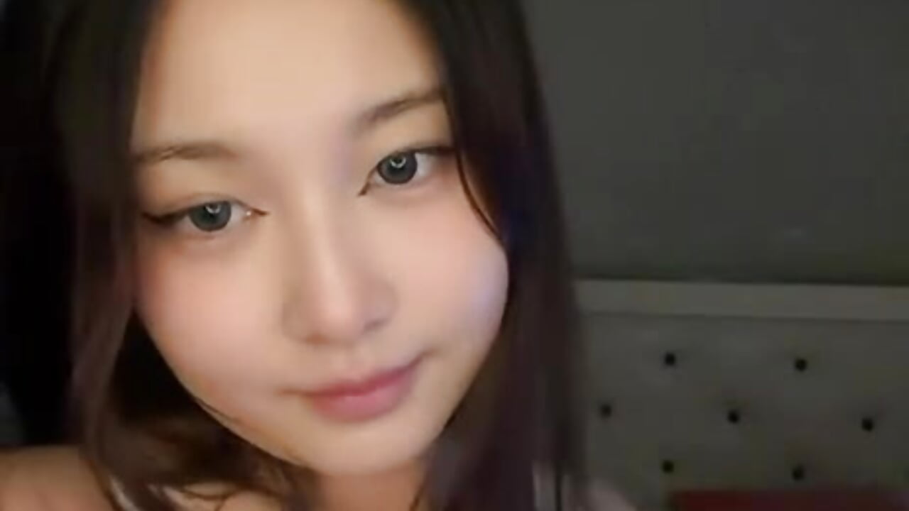 Cute me - video av PaulaPeterson cam-modell
