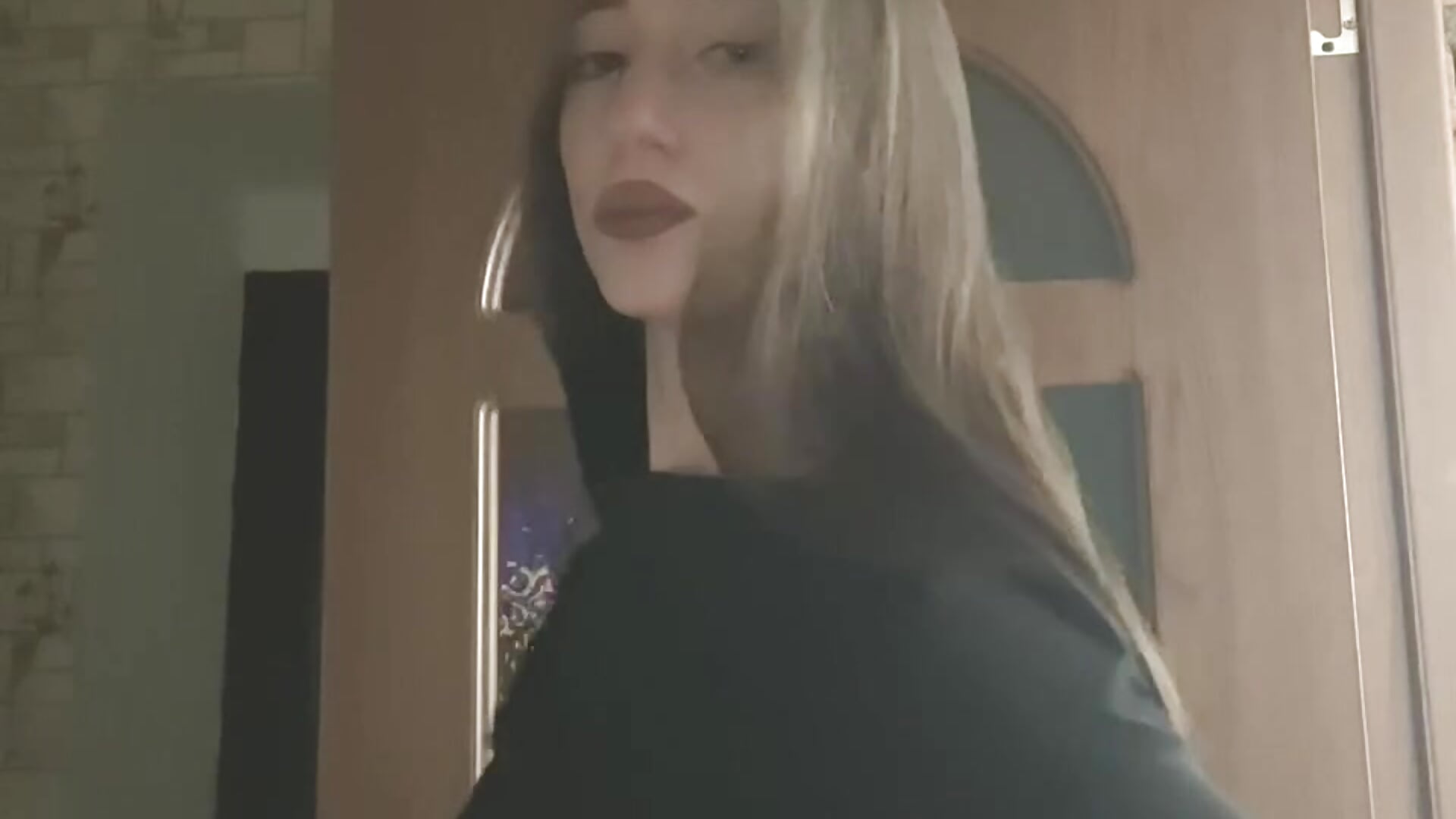 Dance is my life – video od webkamerové modelky MarvisBrihm