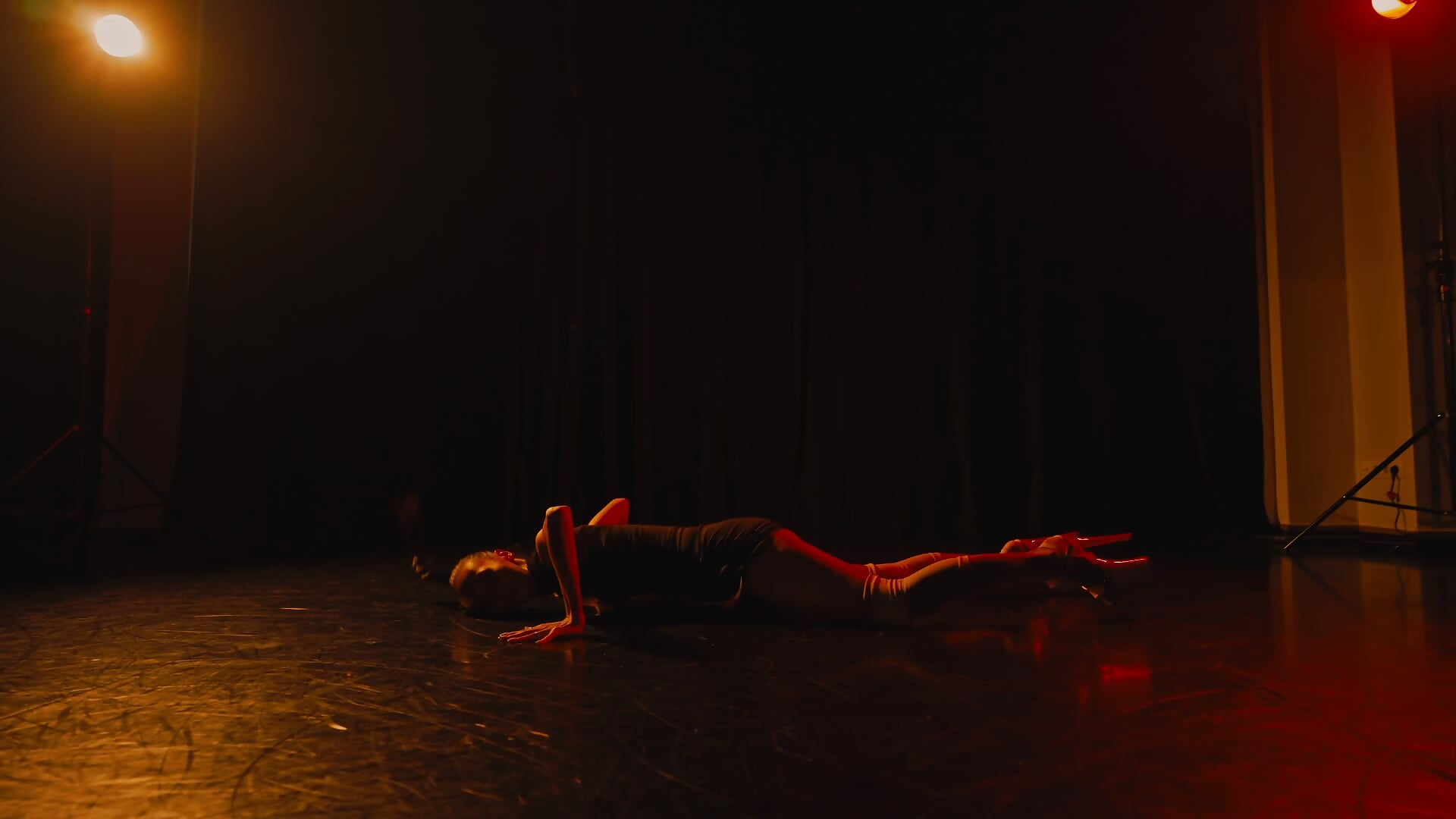 for days - video miu_ra kameramallilta