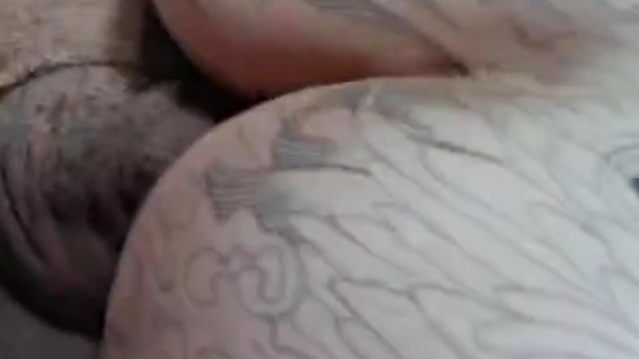 Round 1 baise voiture - video by LindienneTatouee cam model