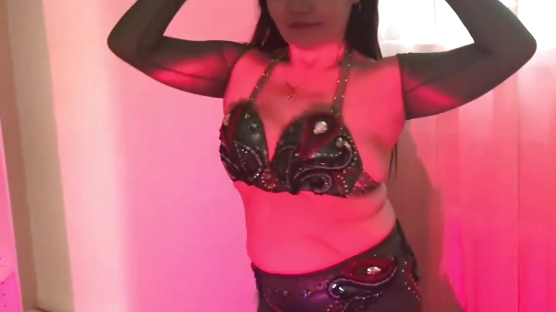 Beautiful light, a dance, as if we were together at sunset by the sea🔥🤩✨ - video by Helena_Snow cam model