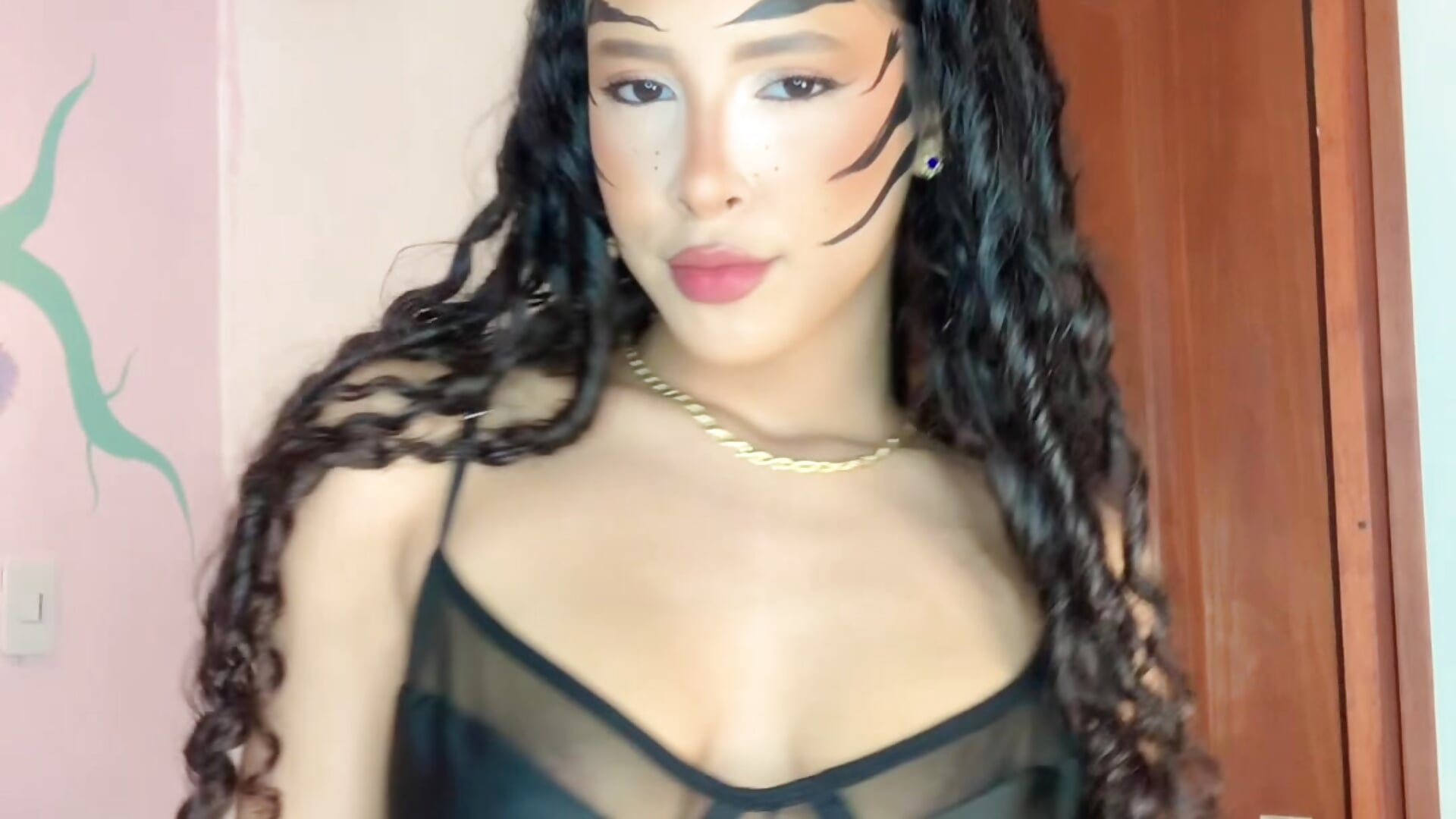 grr - video by noah_lih cam model