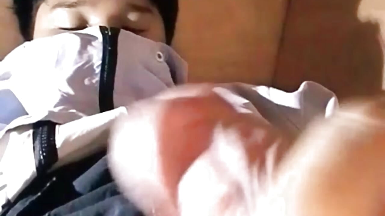 Watch me - video của người mẫu cam Marky_05
