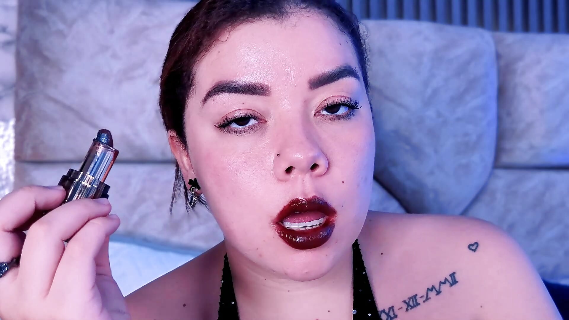 💋 Glossy Lips, Irresistible Kisses💄 – video od webkamerové modelky BellatrixKorz_