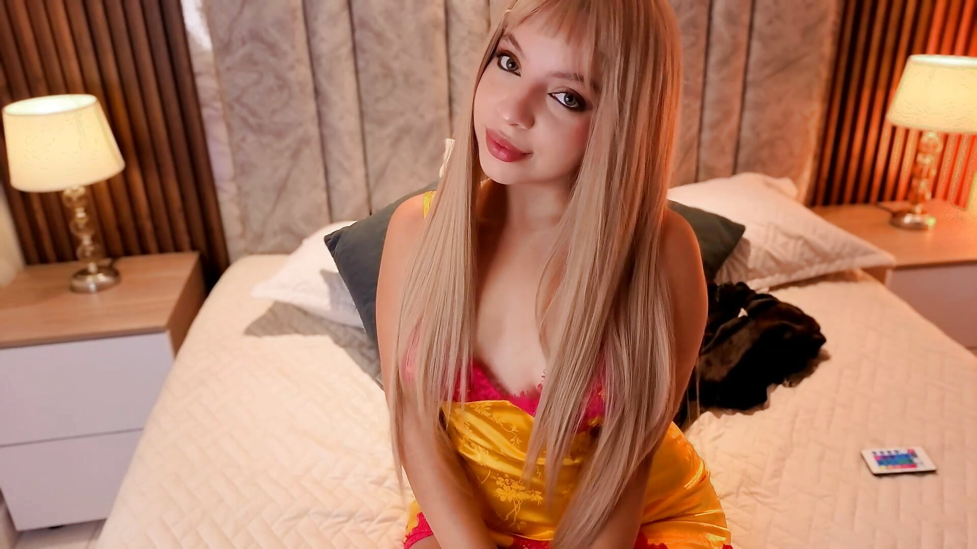 Your blonde!♥️👅 - video od modelky/modela fiorella_Rose_