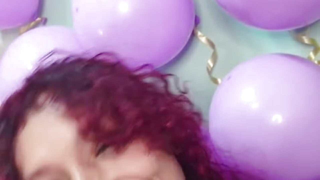 Happy Birthday to me - video od modelky/modela danielisrubi