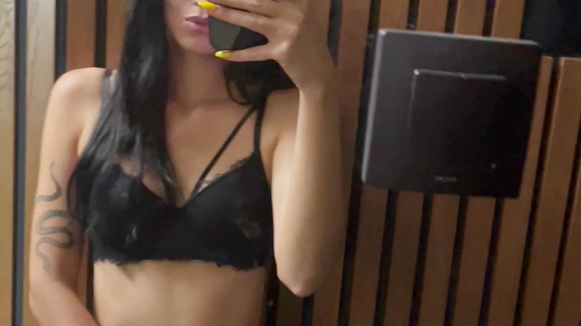 IMG_7831 – video modela na kameri Sativushka
