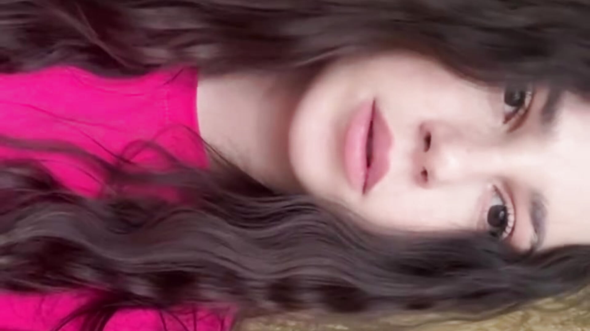 😘 - video by KlerPeach cam model