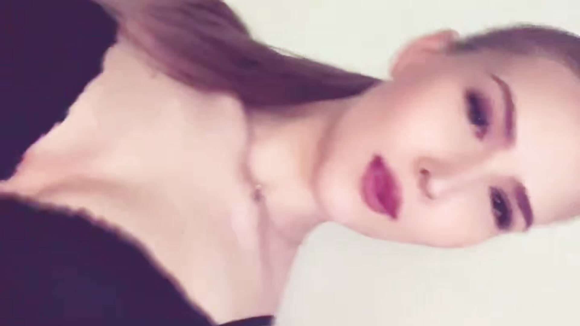 Meeeeee – video af MidVIew cam-model
