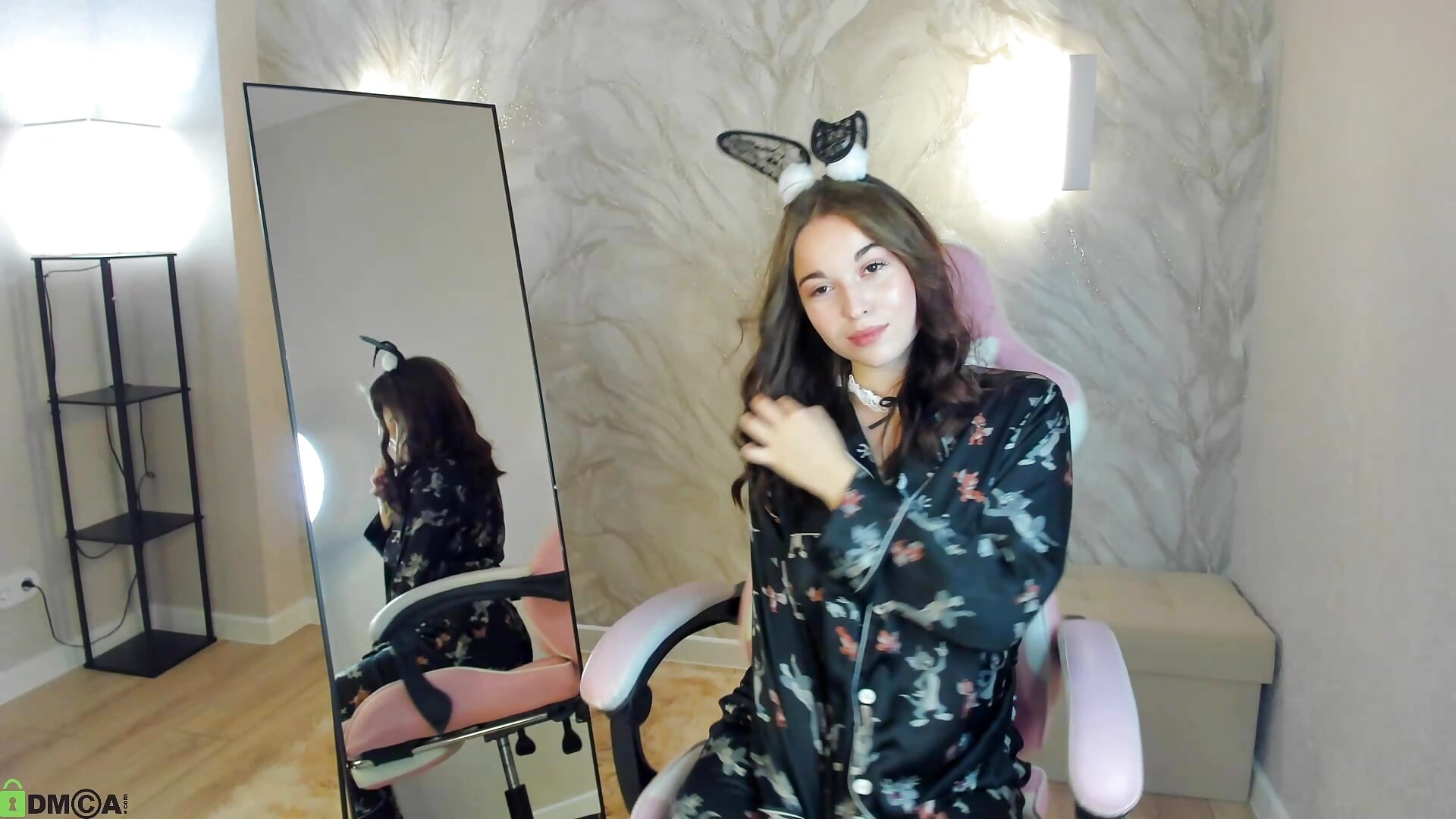 i miss you - video by lalyasirin cam model