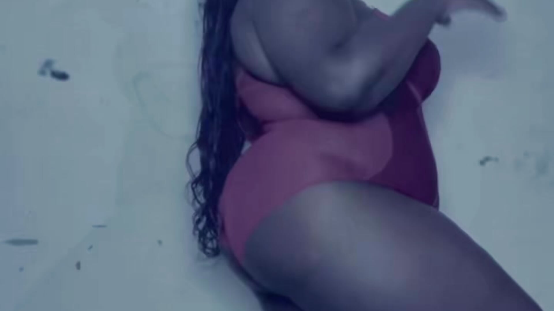 Bbw ebony Oil twerk 💦 - video by Chubby_ebo cam model