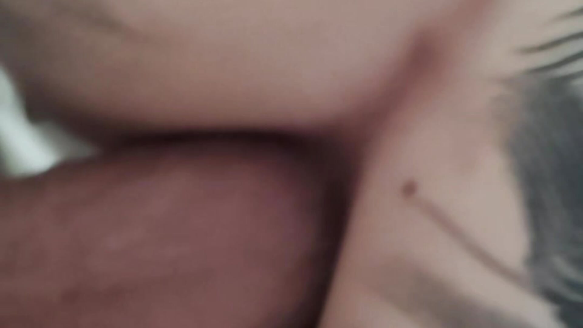 Cum dans mon cul fraîchement dépucelé - video oleh divalencio kamera model