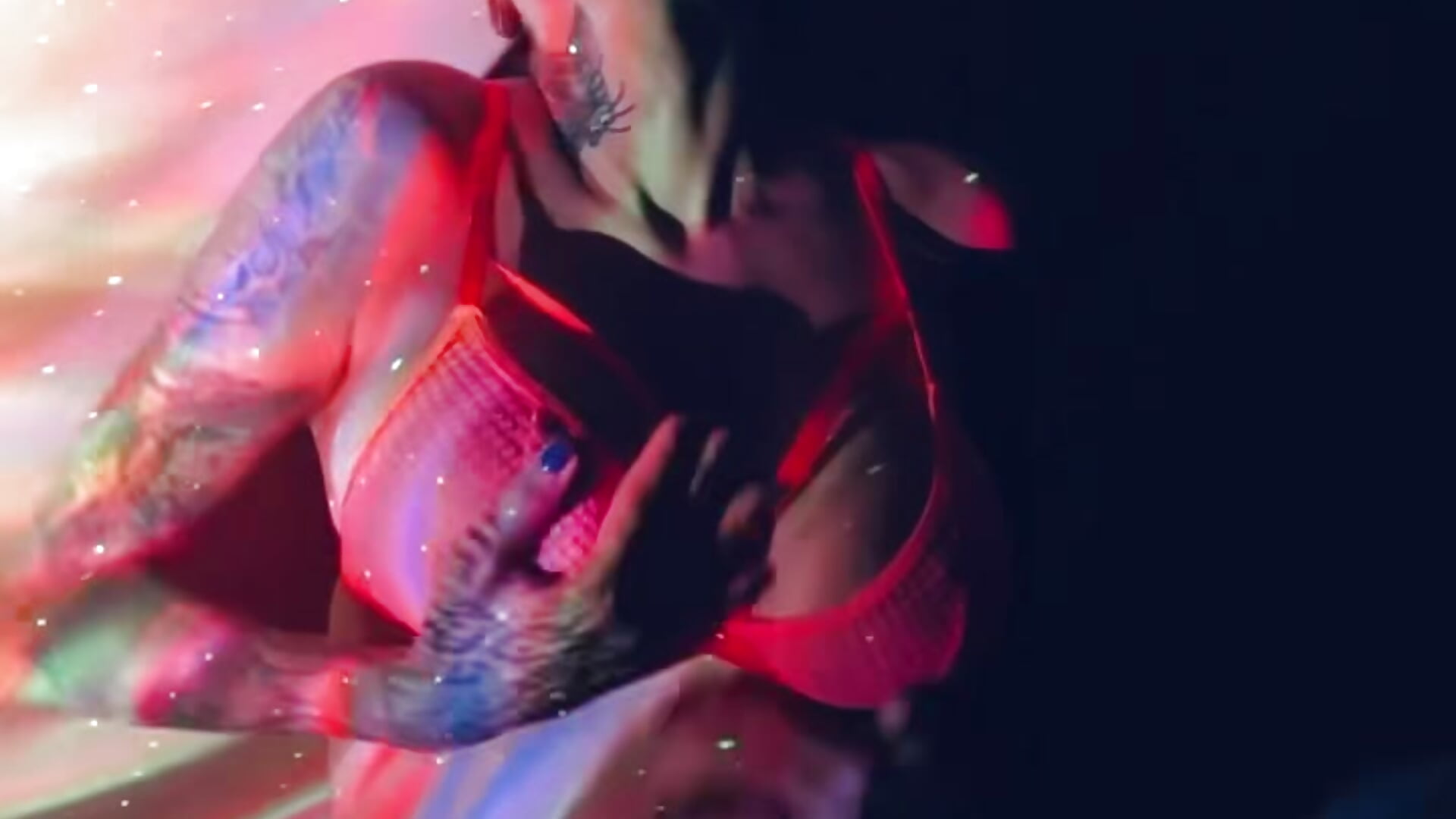 Tease You - video oleh AftonMarie kamera model