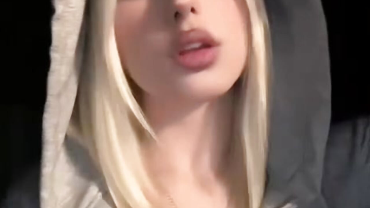 My Daily Mood - video by ClaribelHuezo cam model