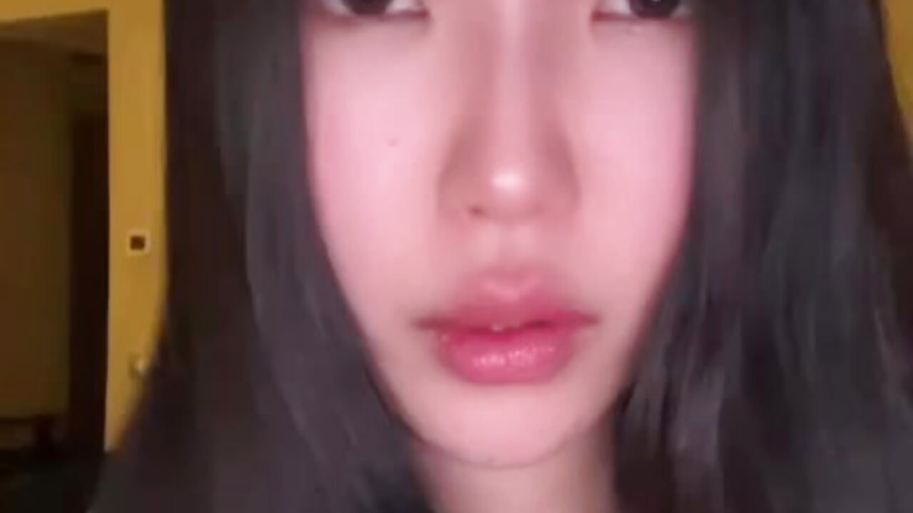 🤭💖 - video của người mẫu cam EffieCupples