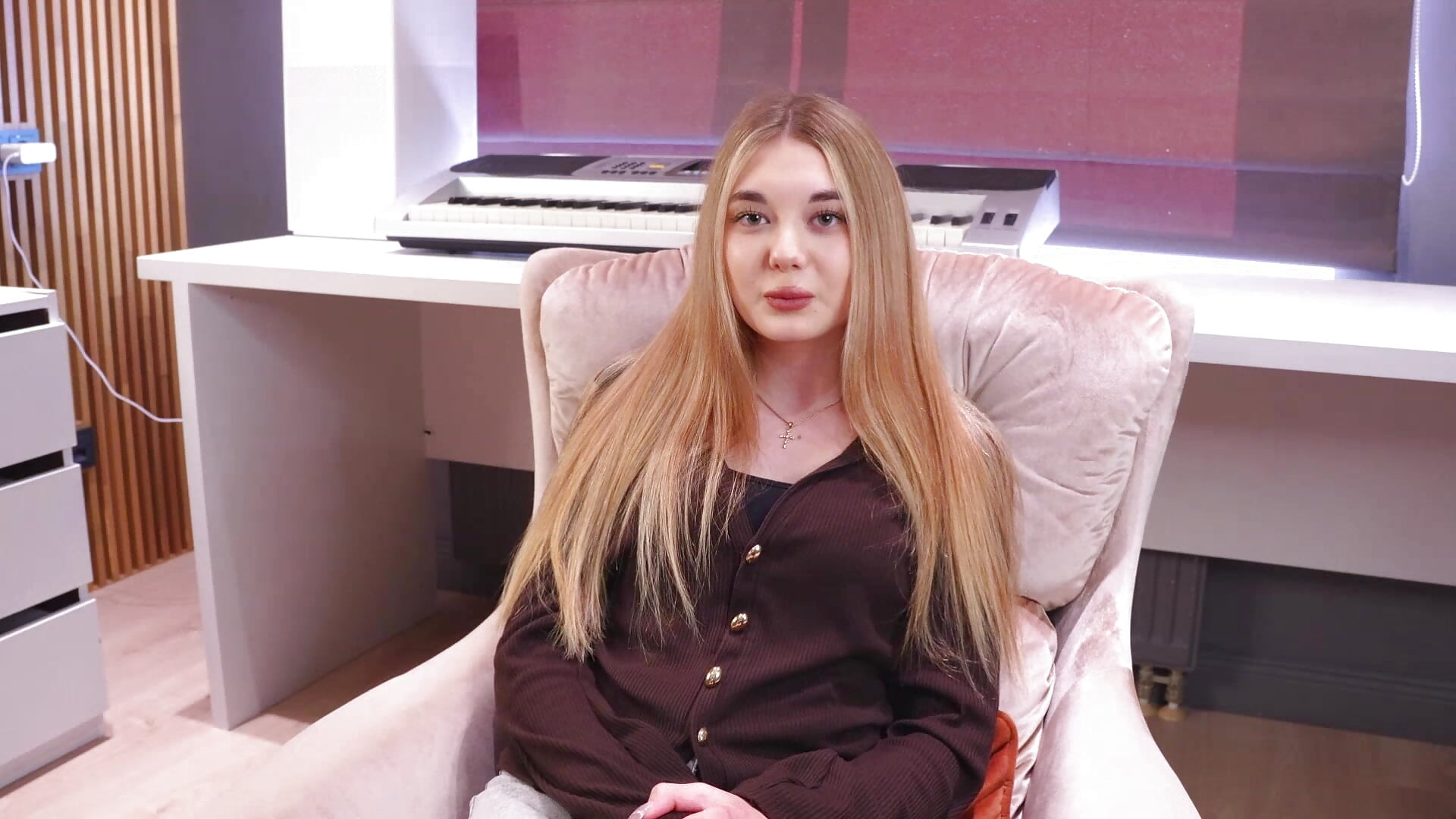 my first stream - video av HarrietElrick cam-modell