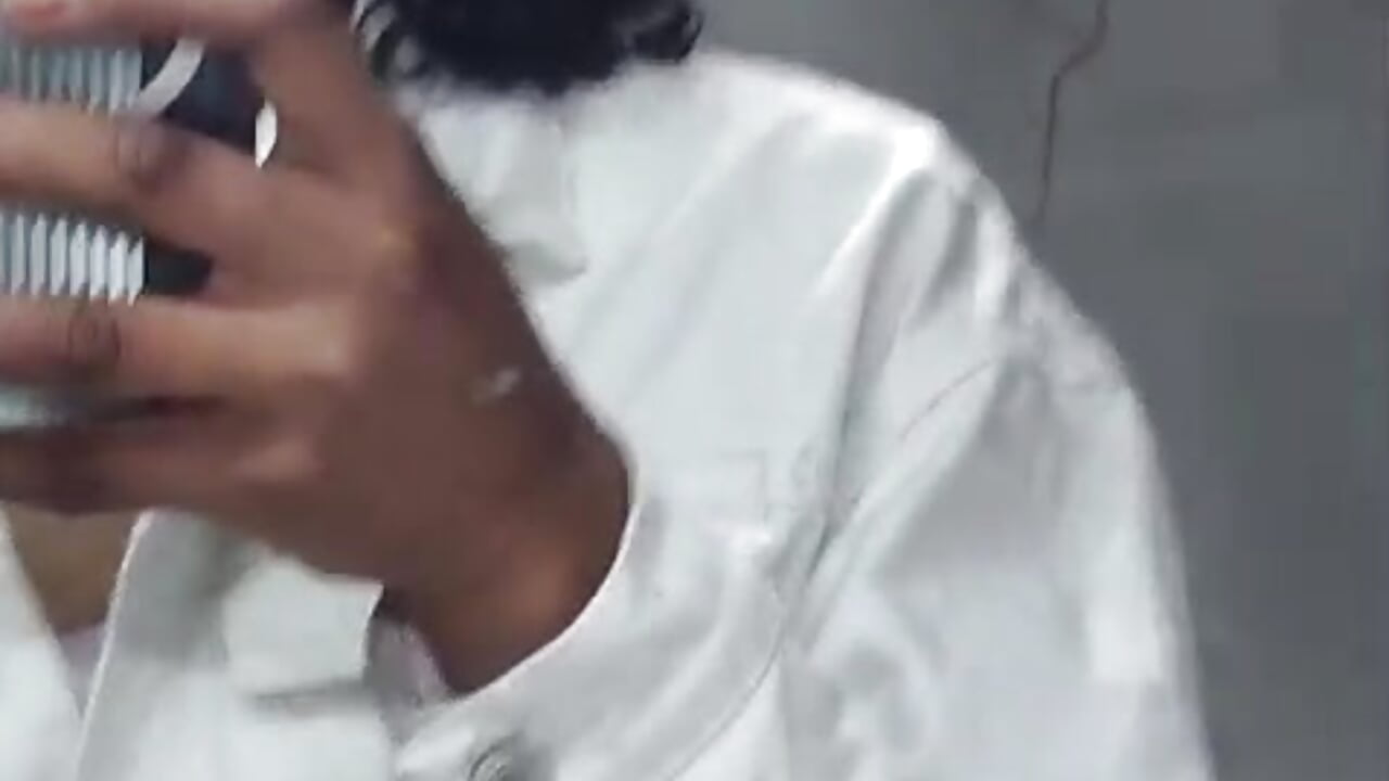 Its me - vídeo de Maxine_Brm modelo de câmara