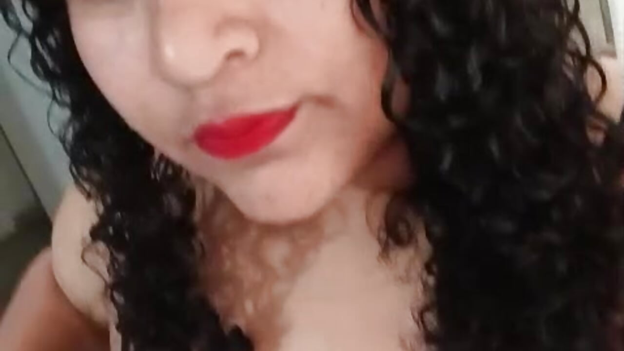 hey – video modela na kameri bigsweet_andrea