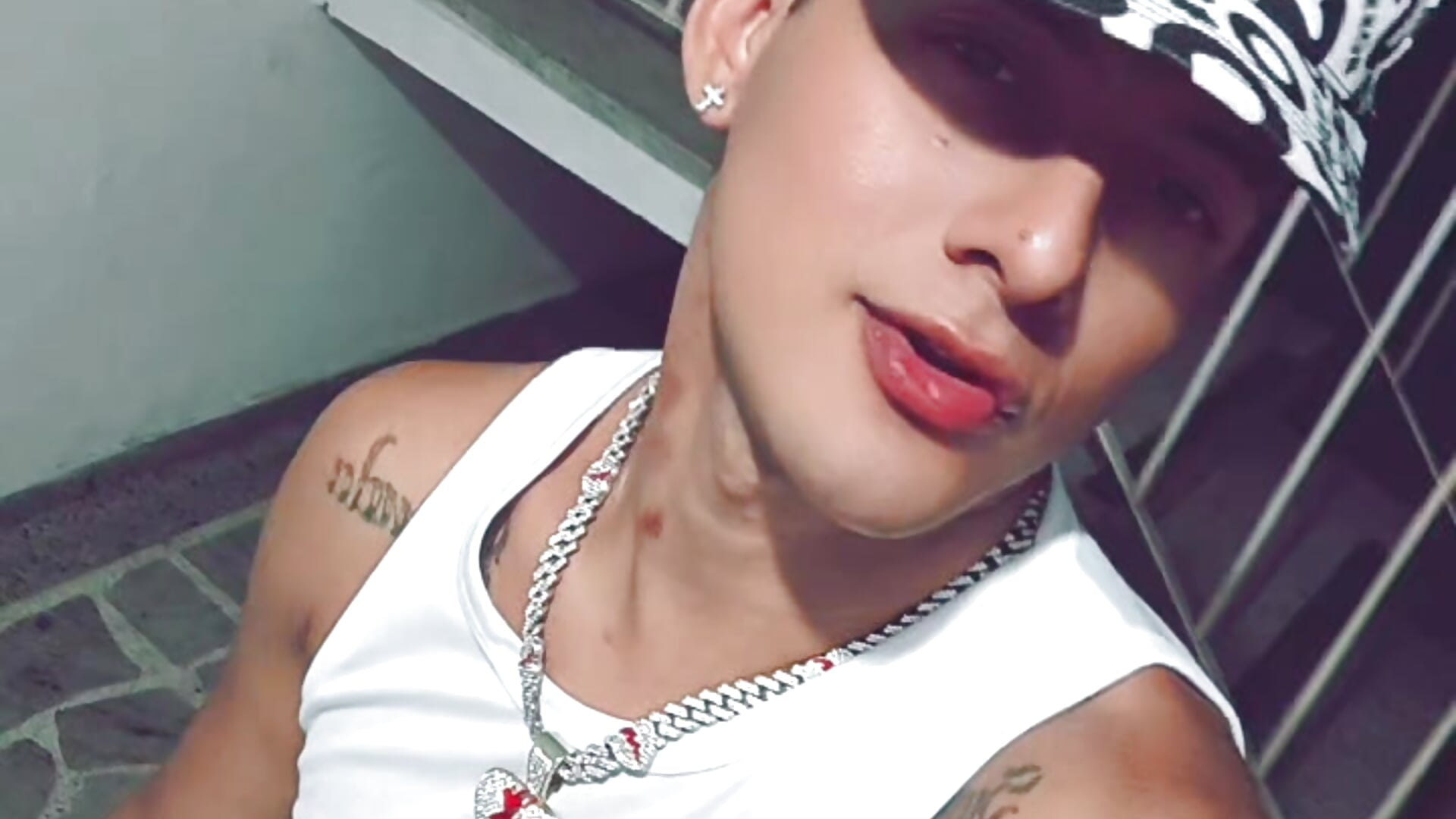 Like u this men? - video by McKinley_Snake cam model