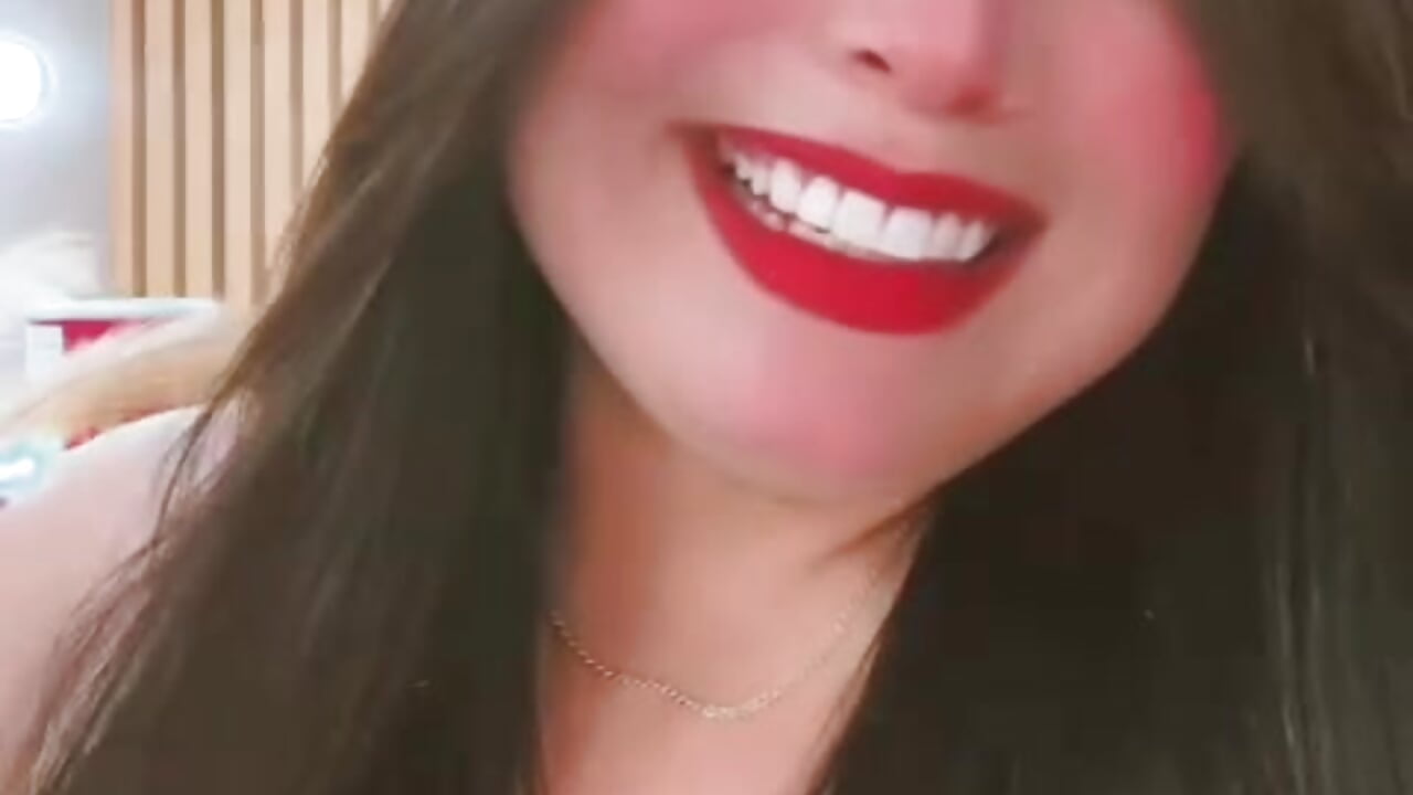 My first video here... HIII PEOPLE - βίντεο μοντέλου Hilary_Smithx