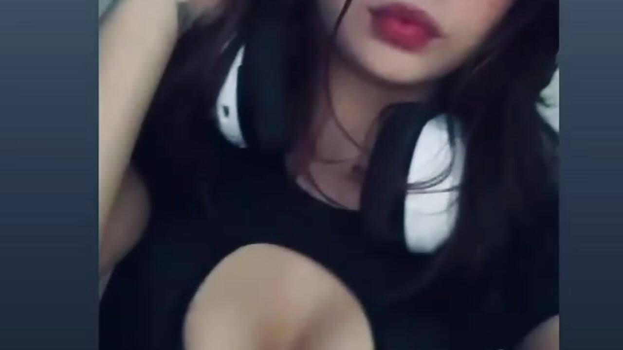 🎮😈 - video av Alahia_Bliss_ cam-modell