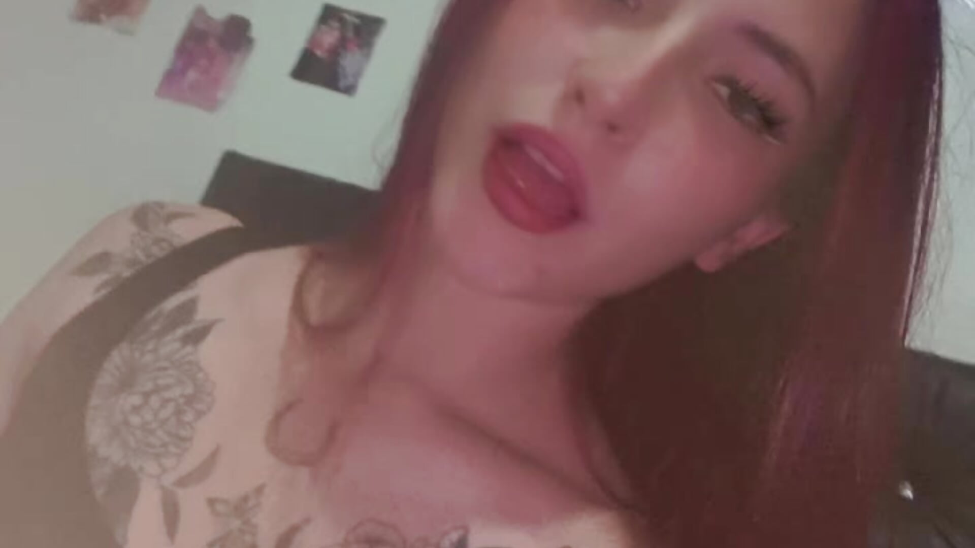 😋 - Candy_Fantasy22 adlı kamera modelinin videosu
