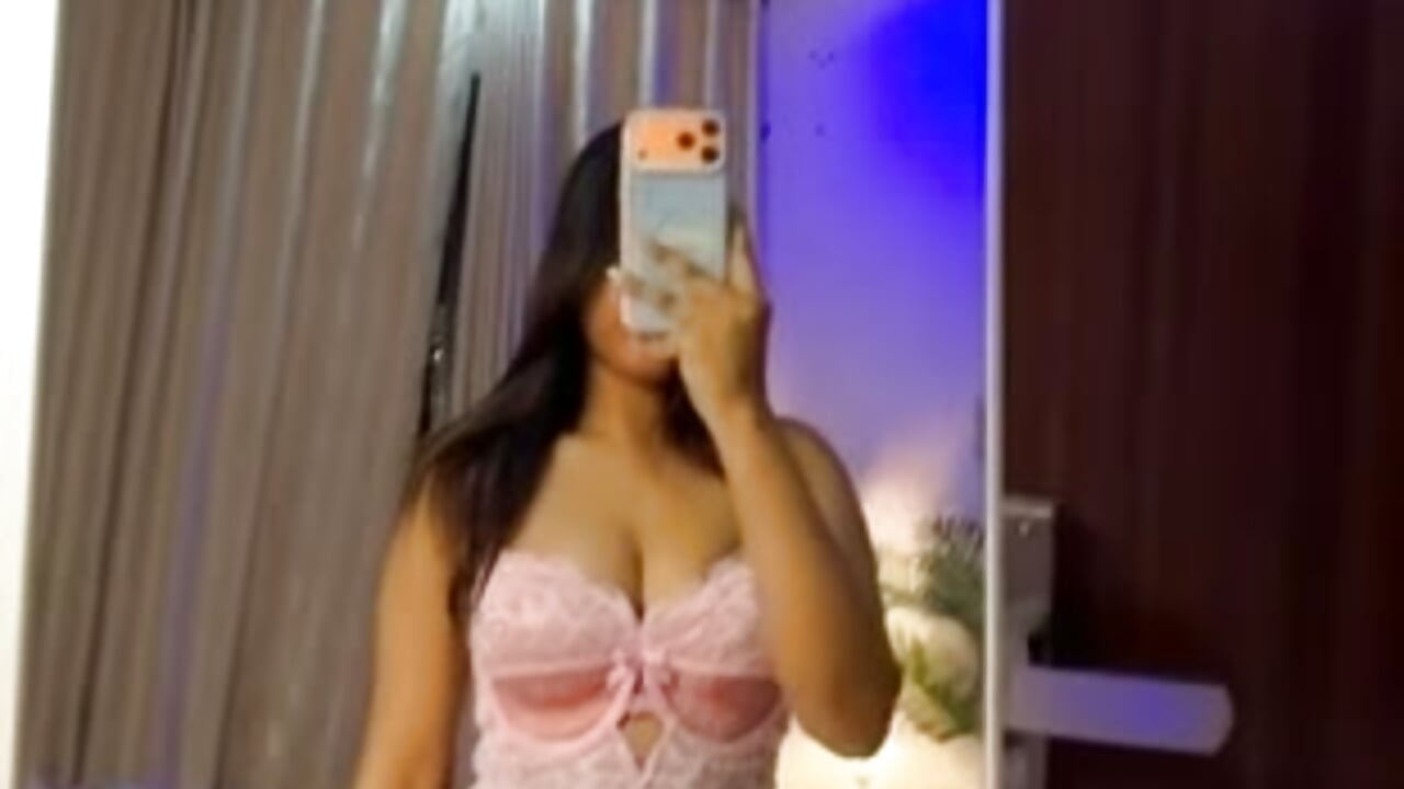 ECF3D76B-4CEC-4B37-B7E2-E46133557870 - video trisha365 kameramallilta