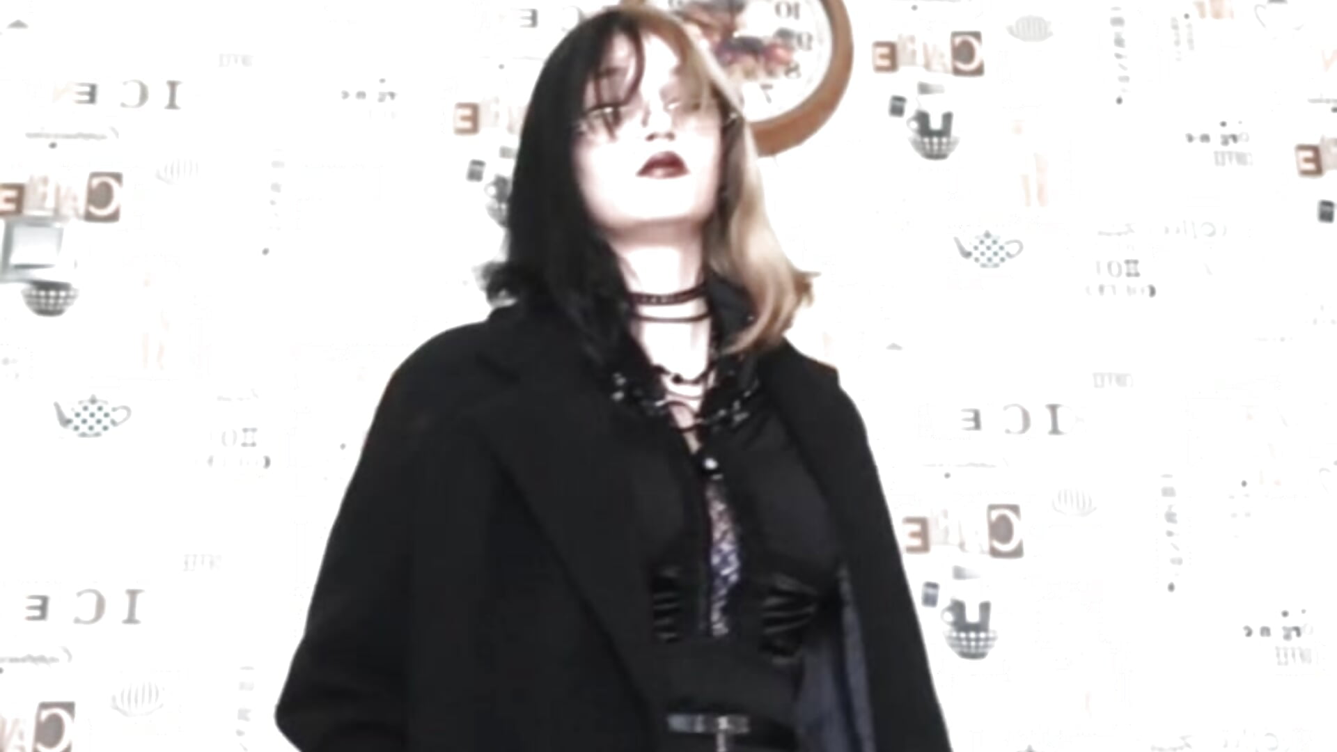 Midnight Ribbon Echo - Vídeo de HerminaJenkins, modelo de vídeos