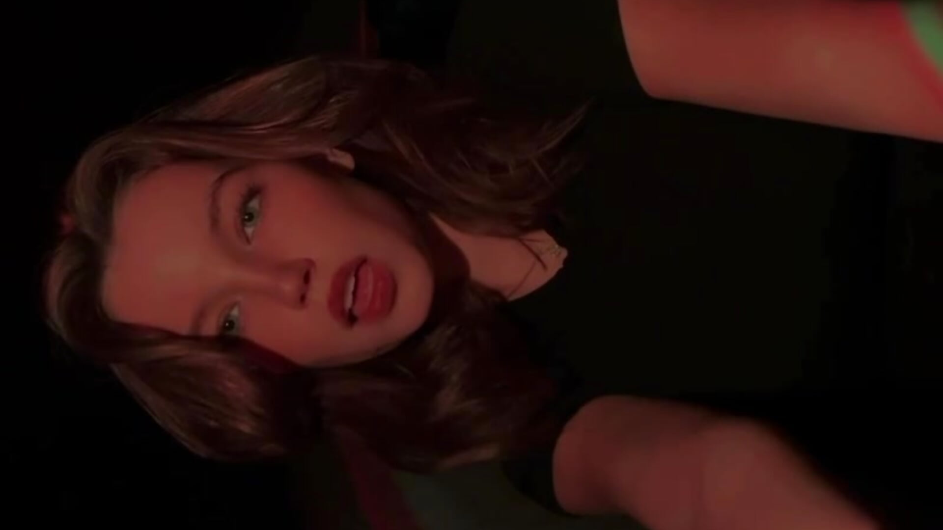 Well, she's a beauty^^ – video modela na kameri KiraRomeron