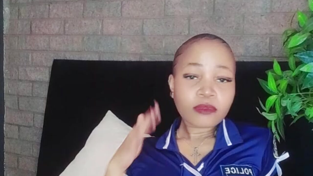Hey papi🤗🤭 - video by KinkyBunnyX cam model