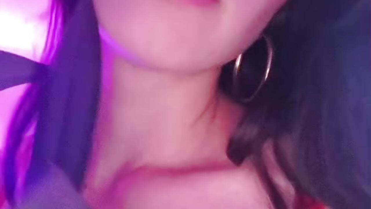 Hey, you. 🌸 - video by Alli_Kori cam model