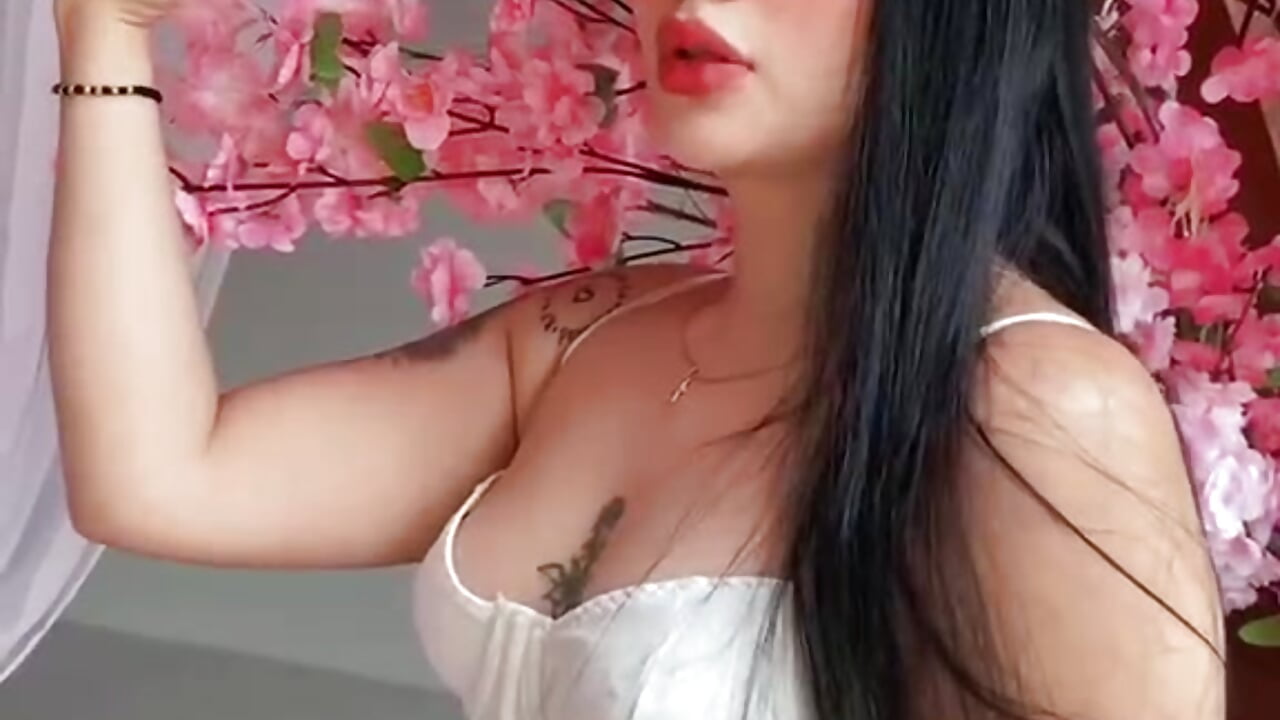 WhatsApp Video 2026-10-02 at 11,09,20 - emma_rose29 캠 모델의 동영상