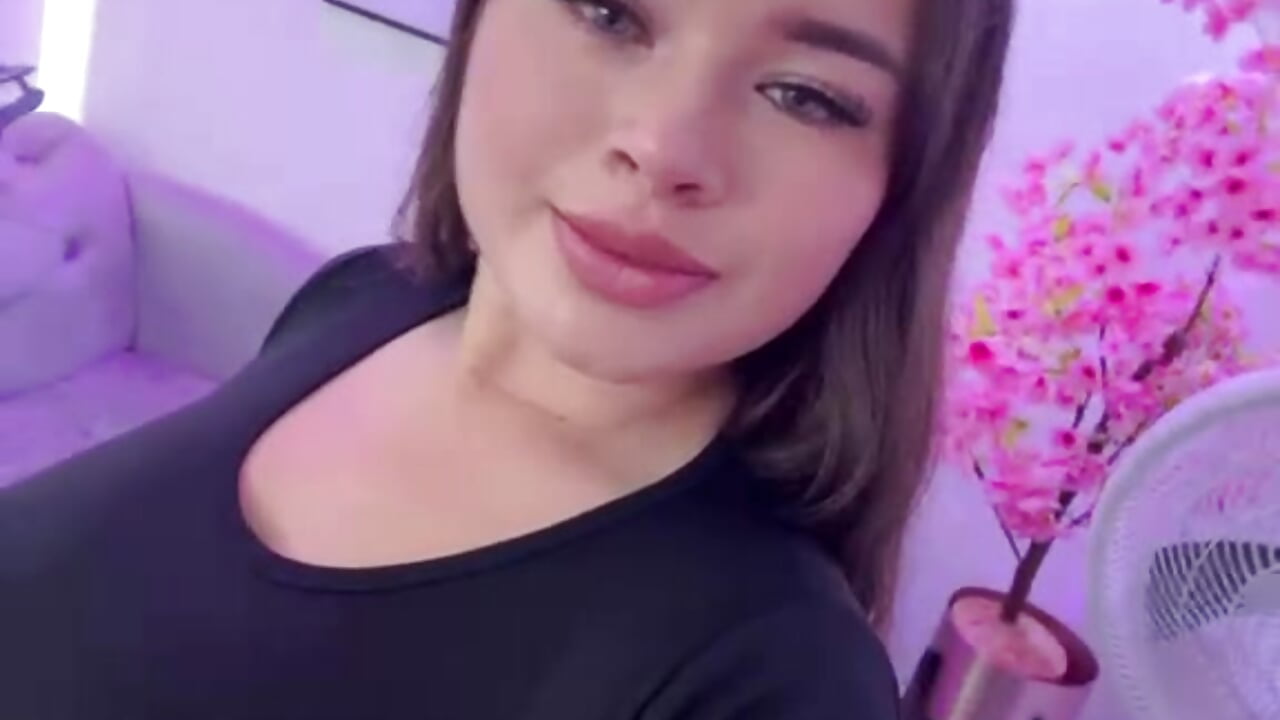 😍 - video của người mẫu cam Agatha_monroe