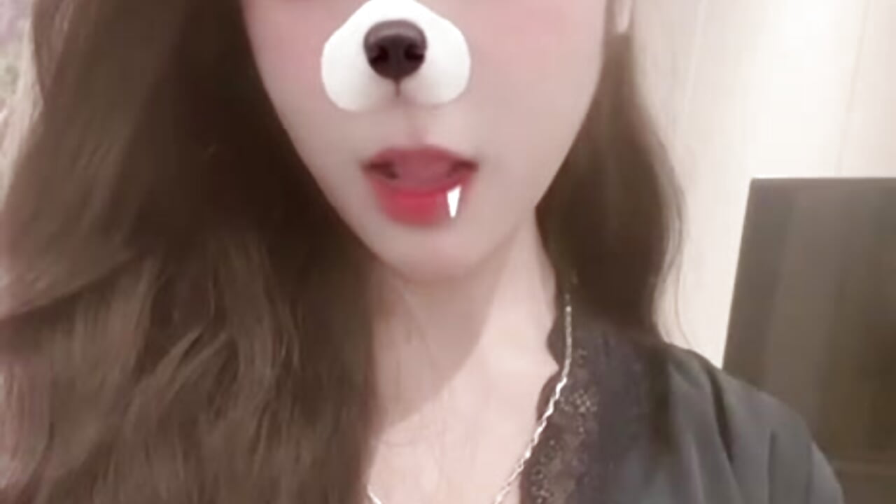 玲宝宝 - video av hsuwixhbsbw cam-modell