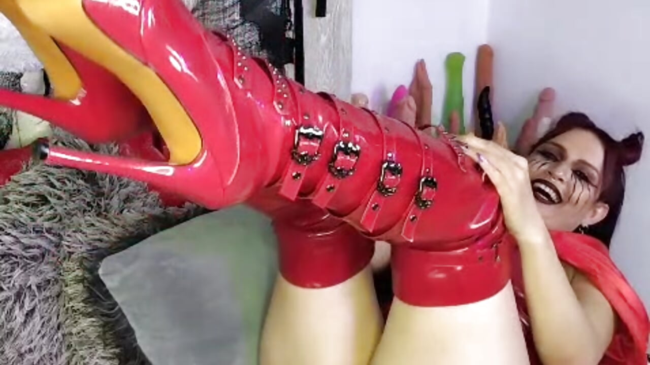 I love my Boots - video av MOIRANUN cam-modell