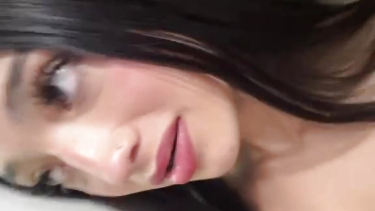 WhatsApp Video 2026-09-28 at 12,28,42 PM — filmik cherry_queen_m, modela(-lki) na kamerkach