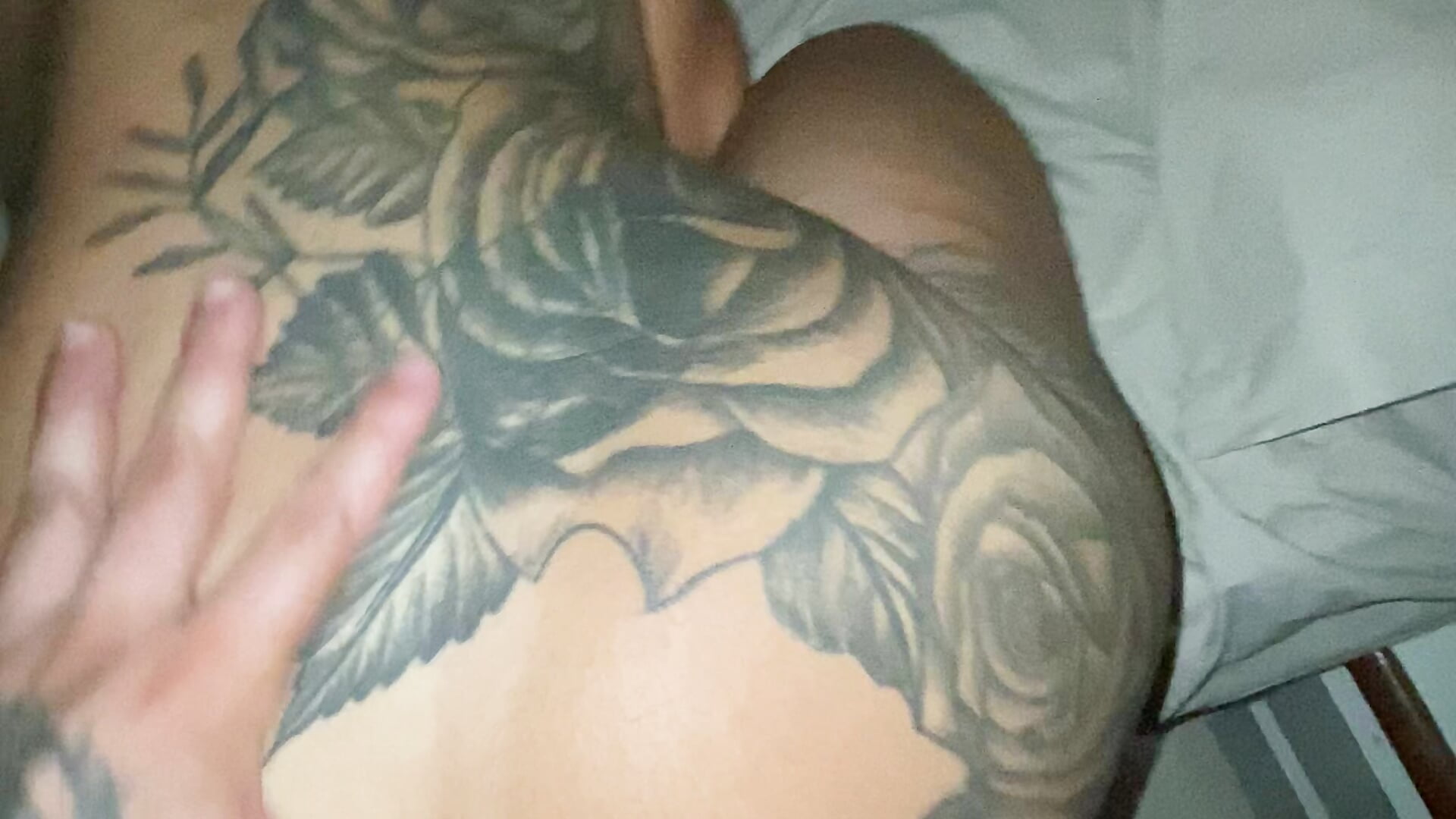 ANAL COM PAU DE 21 CM - BrazilianCoupleHot1 캠 모델의 동영상
