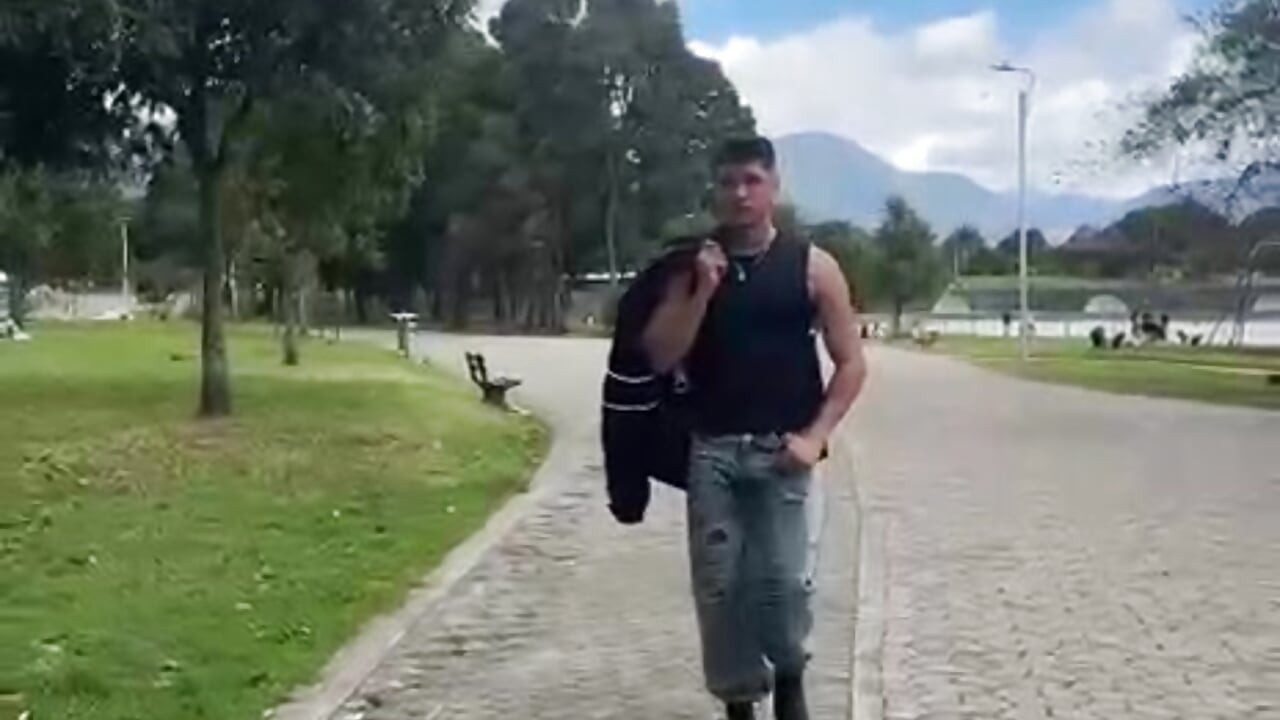 ❤️ – video modela na kameri Roy-barney