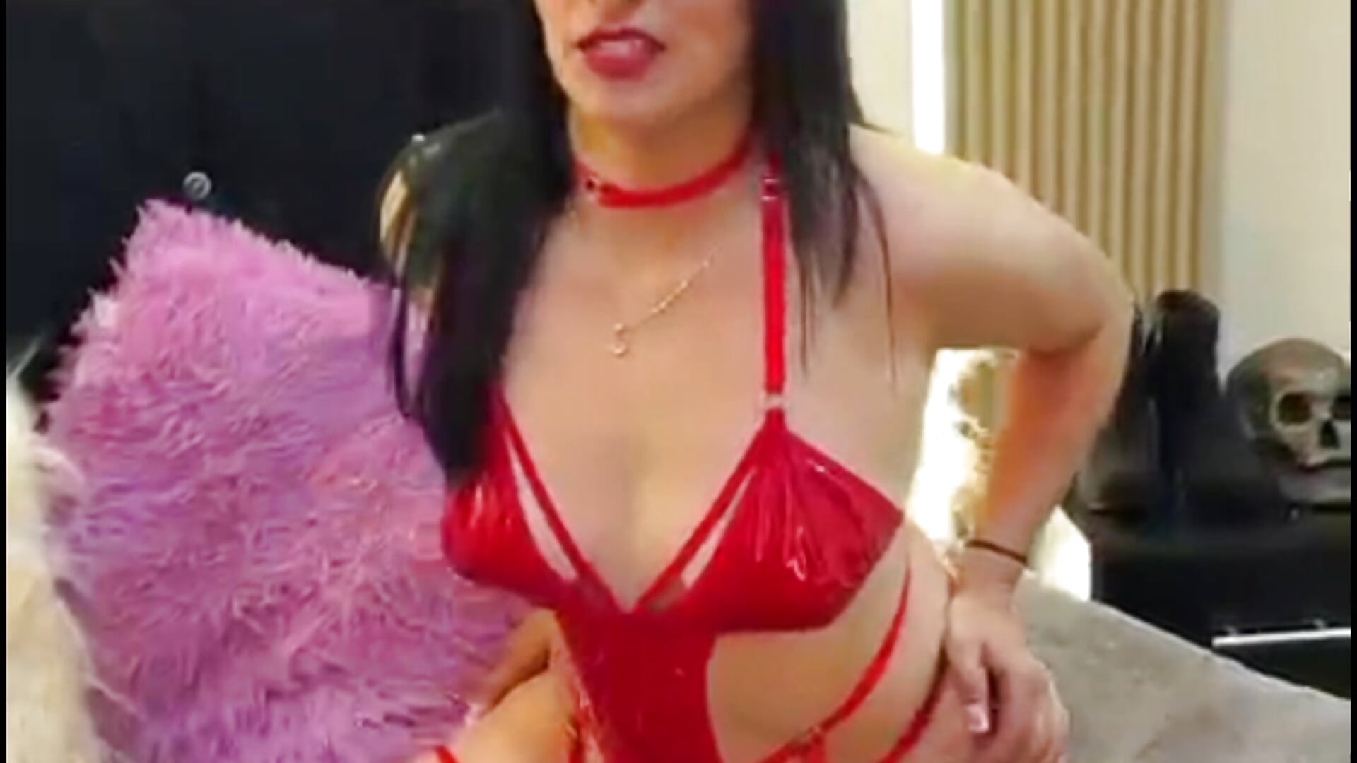 Dance - video by BrendaHunk cam model