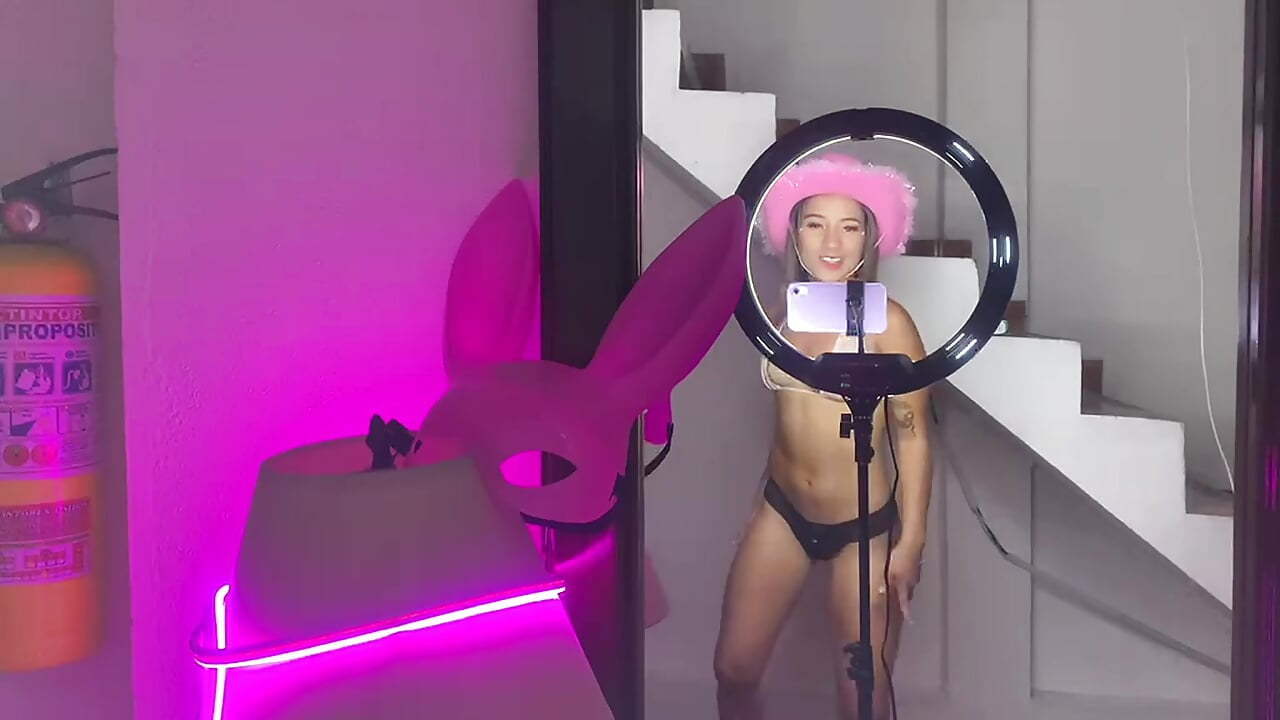 Queen - video by Sharlotte-Queen cam model