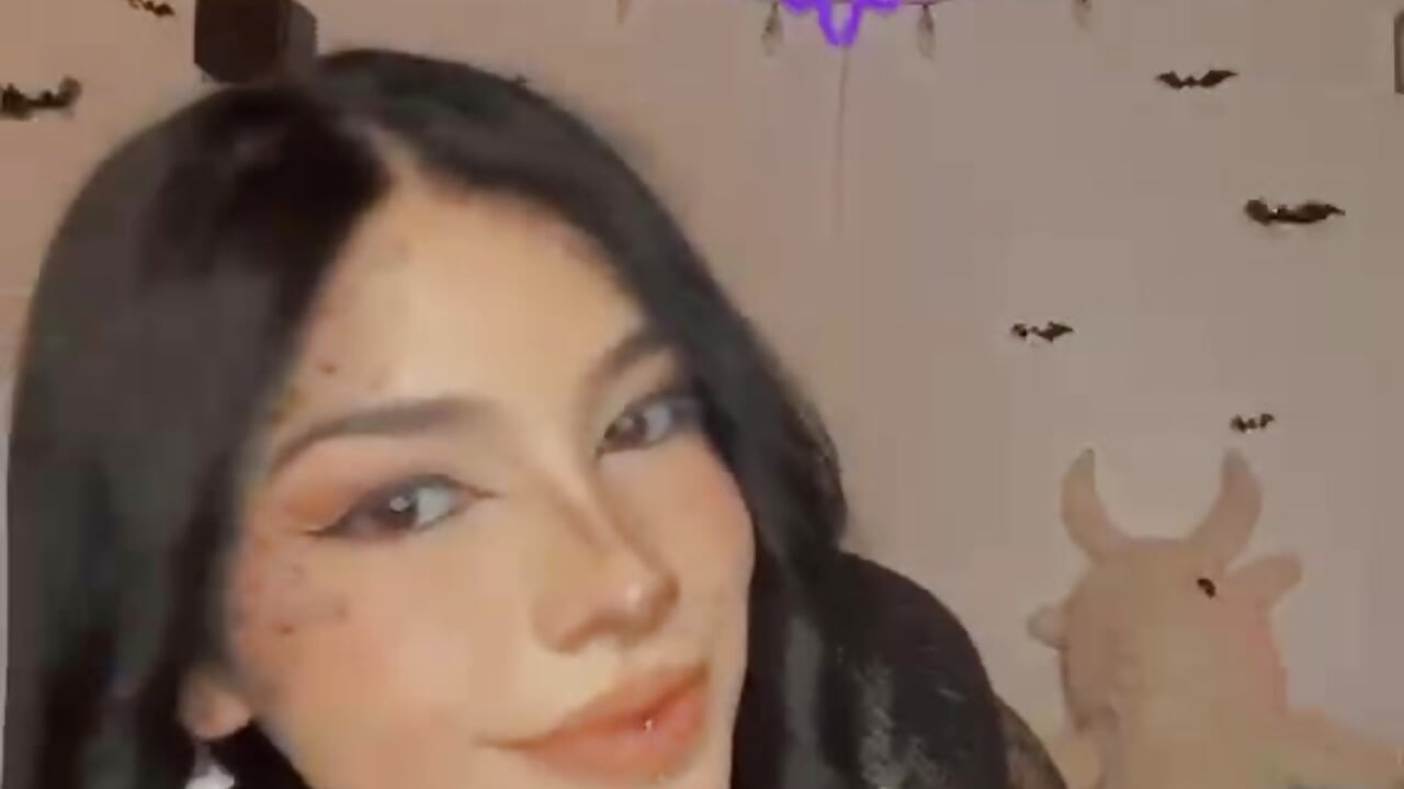Halloween - video van Isiswaifu cam-model