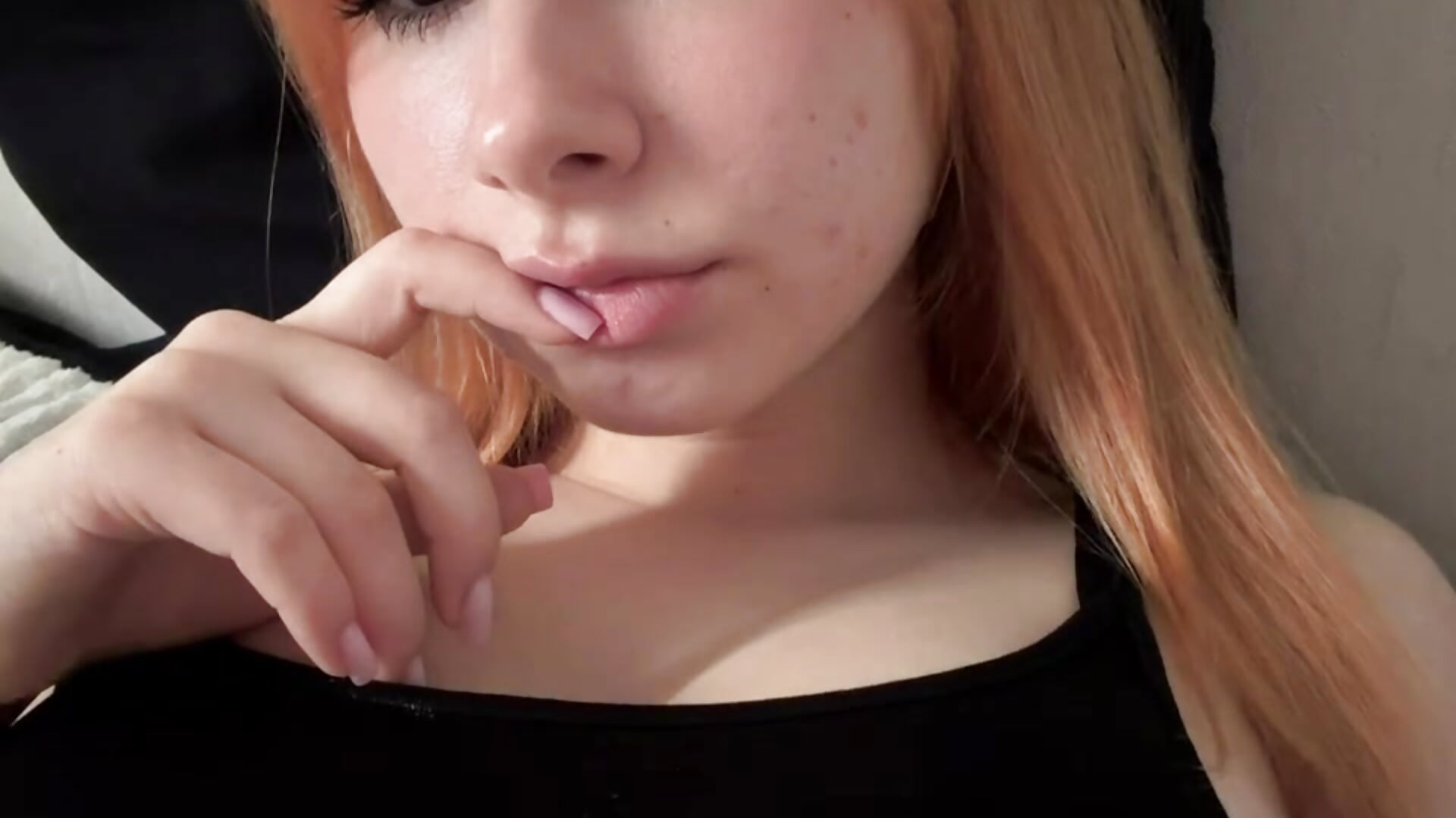 Hey dears - video by Emilly_light cam model