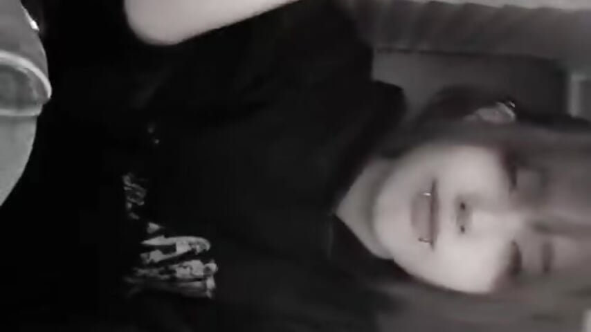 here im cute! - video av SharaKellow cam-modell